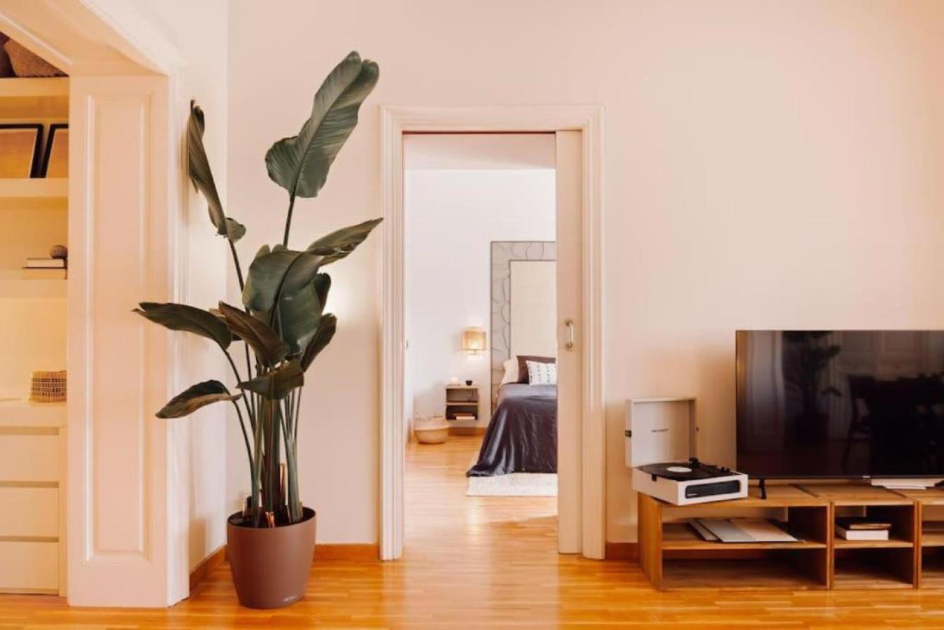 Yulu - 3 Bedrooms And Balcony In Eixample Dreta *