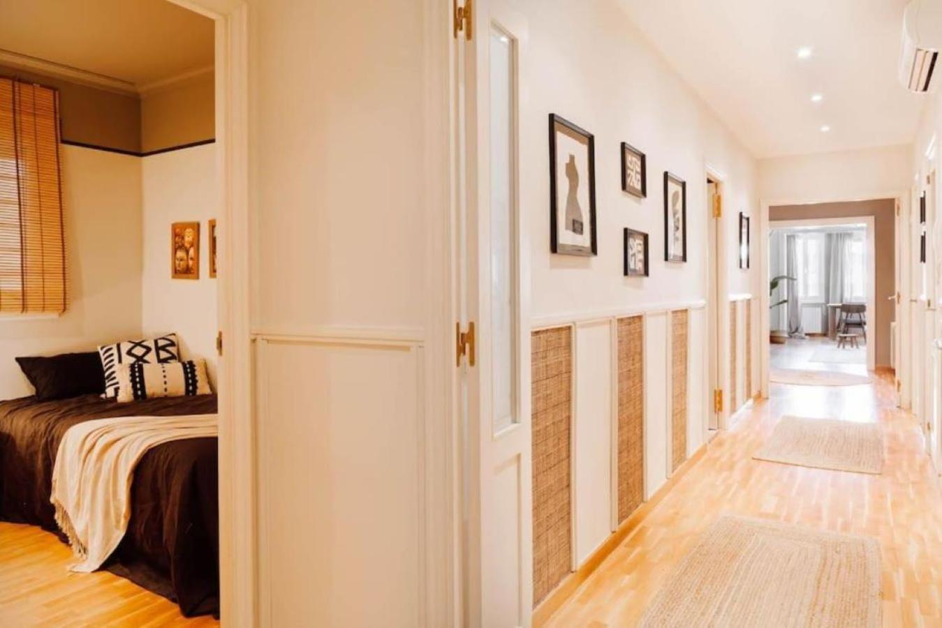 Apartamento Yulu - 3 Bedrooms And Balcony In Eixample Dreta Barcelona